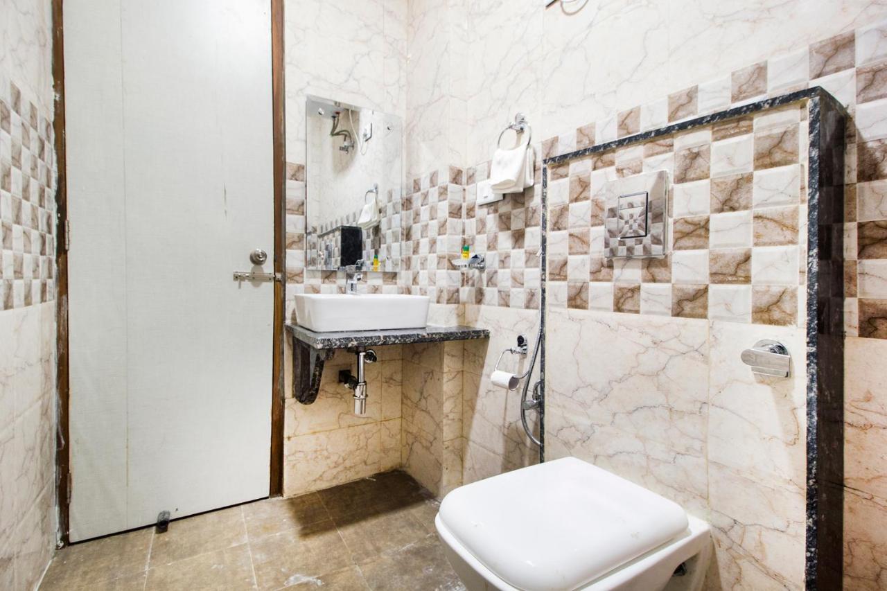 Fabhotel Olivia Suite Új-Delhi Kültér fotó