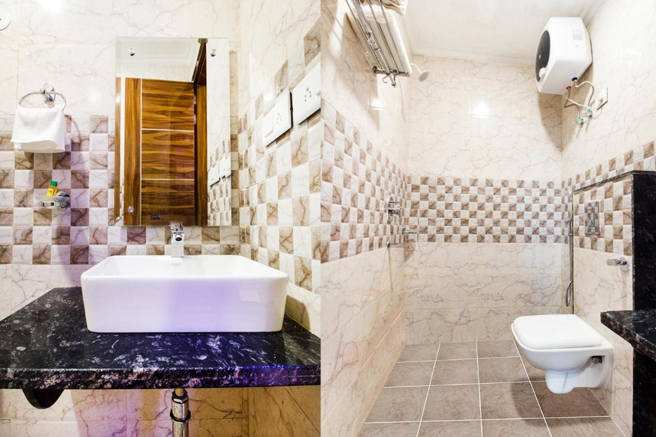 Fabhotel Olivia Suite Új-Delhi Kültér fotó