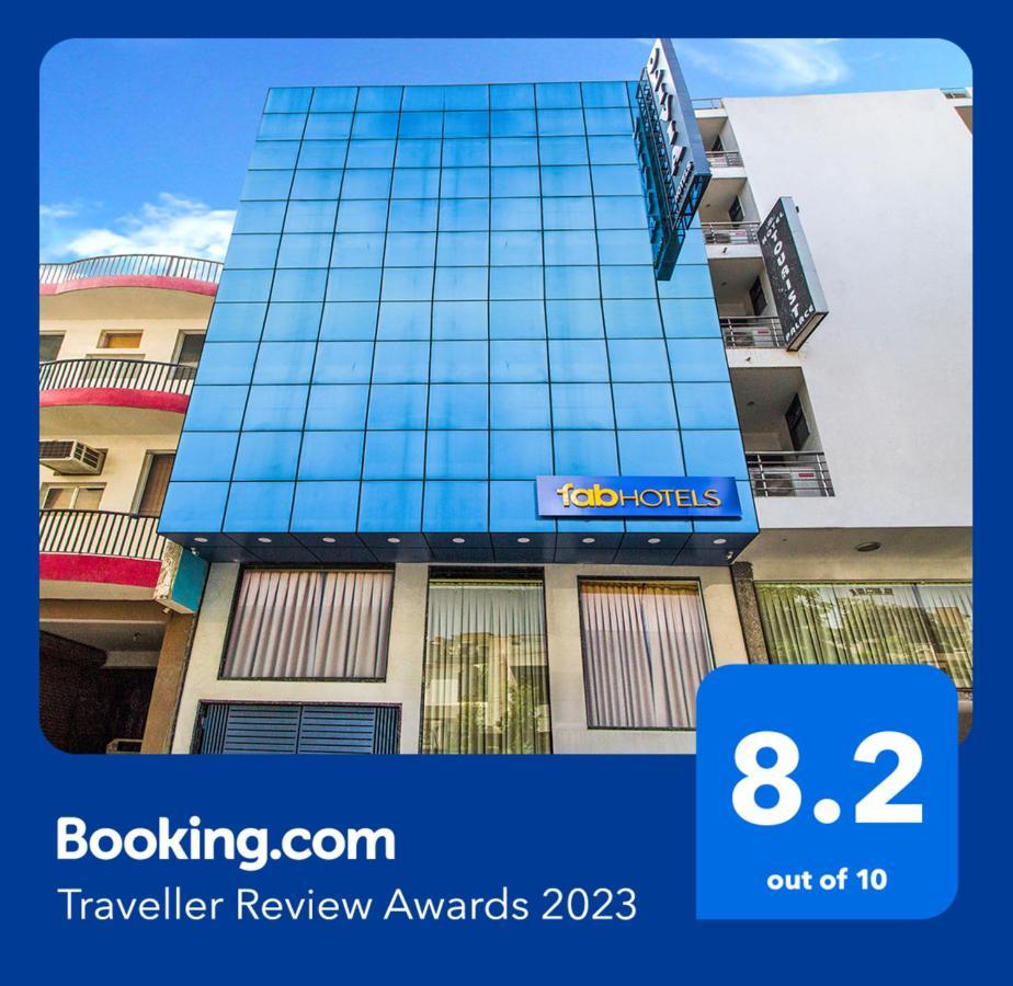 Fabhotel Olivia Suite Új-Delhi Kültér fotó